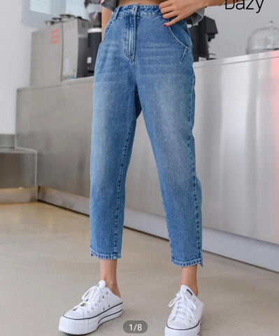 DAZY High Rise Crop Mom Jeans