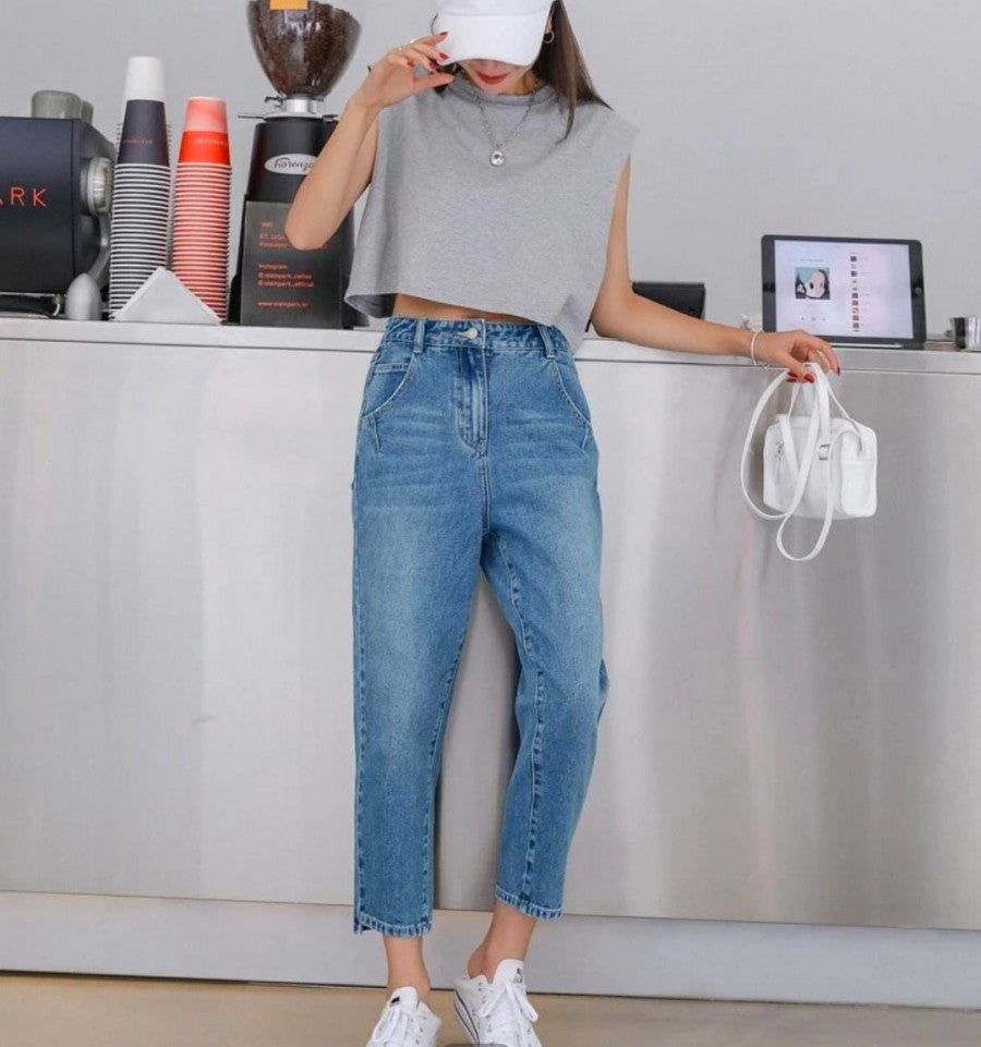 DAZY High Rise Crop Mom Jeans