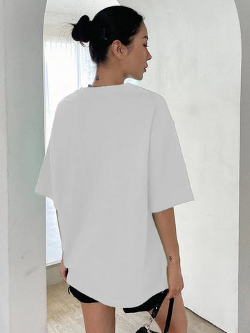 DAZY Slogan Pattern Drop Shoulder Tee