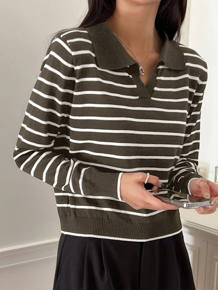 DAZY Striped Pattern Collared Sweater