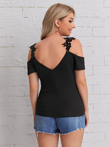 Cold Shoulder Appliques Tee