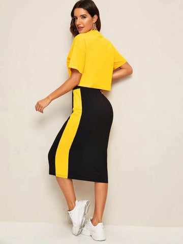 Letter Graphic Tee & Contrast Side Seam Skirt Set