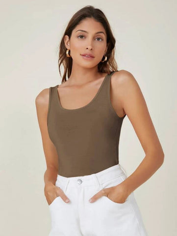 BASICS Scoop Neck Solid Tank Top